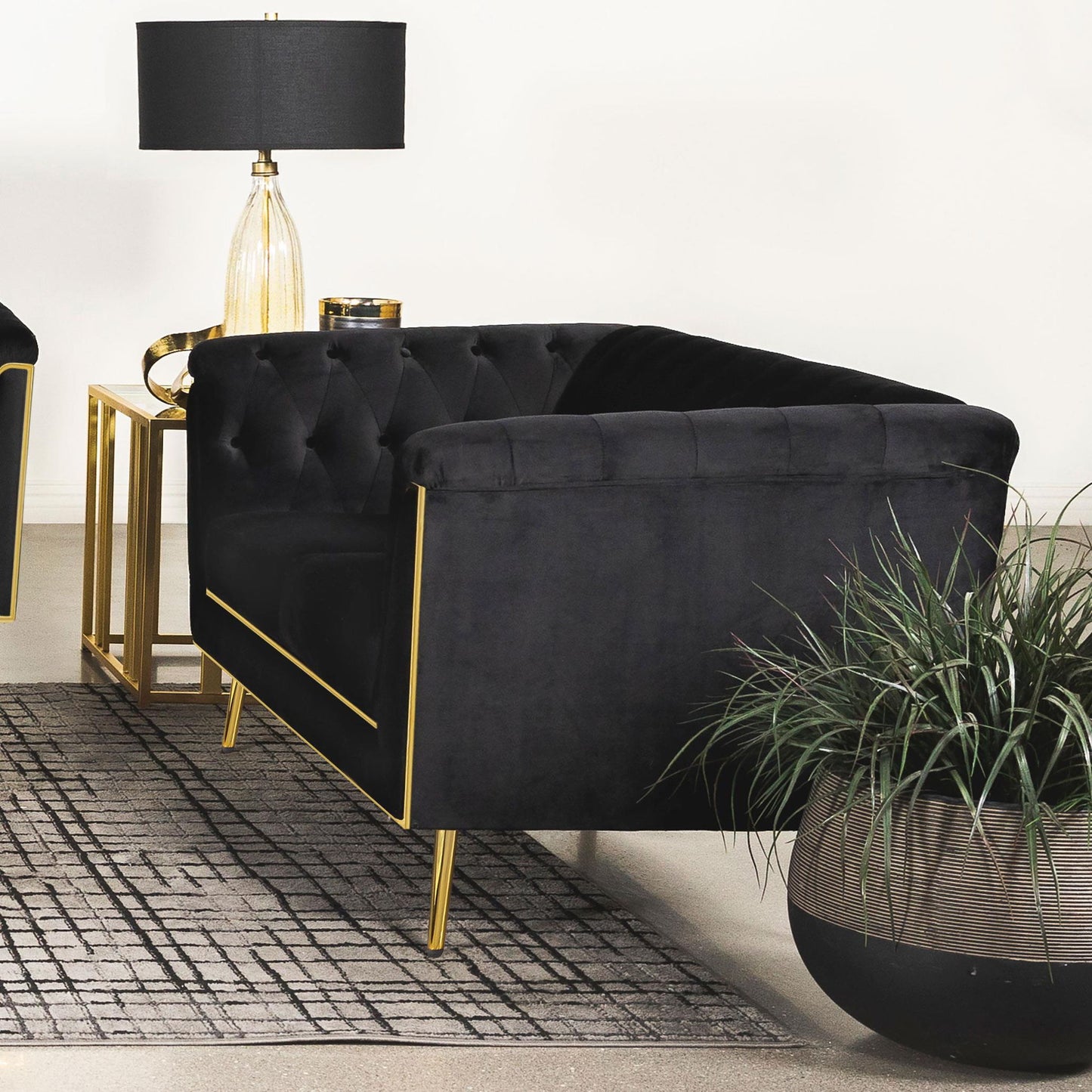 Holly Upholstered Tuxedo Arm Tufted Loveseat Black