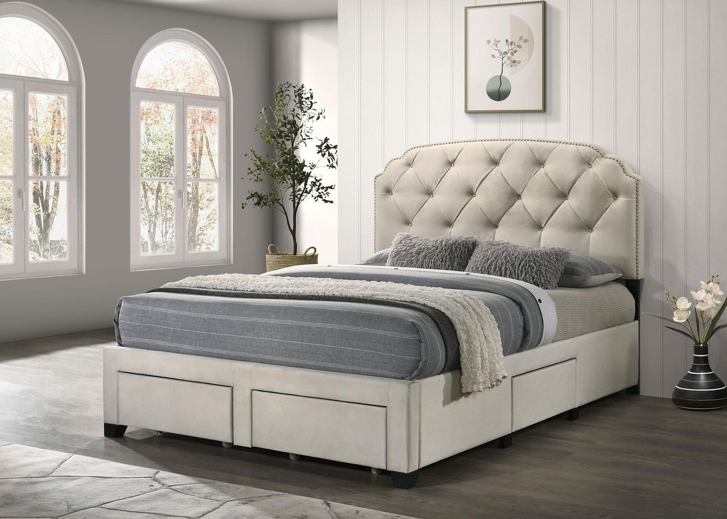 Marianna 4-drawer Upholstered Queen Storage Bed Cream